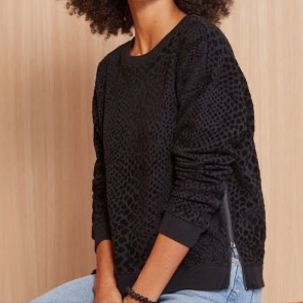 Rails Black Textured Marlo Flocked Cobra Sweater Top size L